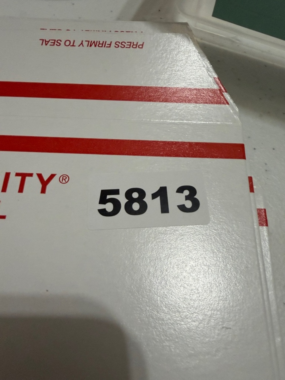 🩷5/$10🩷 Black glitter Eyeliner - Picture 4 of 4